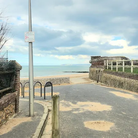 Beautiful With 3 Balconies * Blonville-sur-Mer